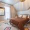 New Listing!! Bright Bohemian Stay - لارامي