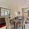 bnbmehomes Resort style living with Beach access - 迪拜