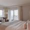 7132 Hotel