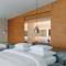 7132 Hotel