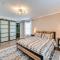 Winston-Salem Condo with Balcony Steps to Golf! - وينستون سالم