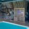 Logement 4 personnes avec piscine intérieure 31 degrés zoo de la FLECHE 24 h du Mans - لا فليش