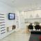 White Apartment Melnyka10 - 伊万诺-弗兰科夫斯克