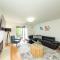 Minutes to Broadway family unit with 2Br-2Ba and Optional private parking - Нэшвилл