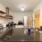 Minutes to Broadway family unit with 2Br-2Ba and Optional private parking - Нэшвилл