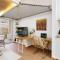 Extraordinary Loft Living in JVC by Suiteable - Dubaj