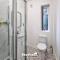 Delightful Spacious Haven With Large Driveway - Manchester
