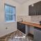 Delightful Spacious Haven With Large Driveway - Manchester