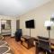 Super 8 by Wyndham Kingsport - Kingsport