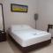 Hotel Damys