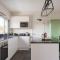 Yewbeck: brand new, garden views