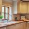 Luxury Spacious Country Home w/ Mountain Views