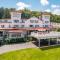 Historic Summit Inn