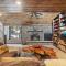 5 Bd Cabin W Private Hot Tub