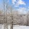Two bedroom Condo with great views, location and sports center Highridge A4 - Киллингтон