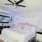 Modern Dream Rooms Suits - Private, parking, Wi-Fi, Netflix - Spring Hill