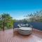 Alkira - comfy home with pool