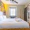 Newly-Refurbished Loft-Style Flat Farringdon! - 伦敦