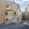 2 Bedroom Pet Friendly Apartment In Farnese