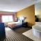Days Inn & Suites by Wyndham Sam Houston Tollway - Хьюстон