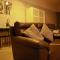 WORK FROM HOME -NO OVERNIGHT STAY -9am-6pm -SAME DAY CHECKOUT-Wi-Fi-Netflix-Parking-Pool