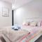 Luxury apartment in Mel east with special kids bed