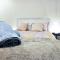 Luxury apartment in Mel east with special kids bed