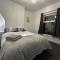 Comfortable, spacious 2 Bedroom house close to Etihad Stadium - Stalybridge