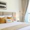 HiGuests - City Elegance 1BR in The Sterling by Omniyat - Dubaj