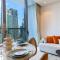 HiGuests - City Elegance 1BR in The Sterling by Omniyat - Dubaj