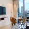 HiGuests - City Elegance 1BR in The Sterling by Omniyat - Dubaj