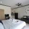 MB House Resort