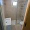 Manors Seaside 2BR House 100m from the Beach & Free Parking