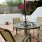 Cozy 2-bd ap near the sea!