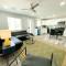 Alluring townhouse near ASU with KING bed and free parking - 坦培