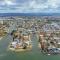 Ocean and River View Luxury 2BD Apt with Prime Location - Gold Coast