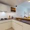 Belgravia Square - Elegant One Bedroom - Dubaj