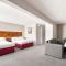 Holiday Inn Northampton by IHG