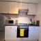 Visit Luton With This 2 BR Rental - Sleeps 6 Visit Luton With This 2 BR Rental - Sleeps 6
