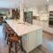Hillside Hideaway- Container Home in Blowing Rock (4 miles from Appalachian Ski Mountain) - Blowing Rock