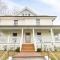 Downtown Luxury Farmhouse Apartment #1