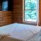 Cozy 2 Bedroom Cabin Nestled in Wooded Hideaway - Monterey