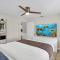Beach Condo 2BR & Efficiency Combo on Hollywood Beach