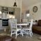 Sophies, The Bay, 2 bedrooms with ensuites, parking with EV point, 2 dogs welcome