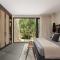 Twelve OClock - Luxury Villas