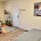 Crazy Cow Private HOT TUB BBQ Sleeps 2
