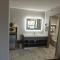 Mountain Vista Inn & Suites - Walking Distance to the Island
