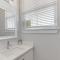 Galveston Home with Decks and Views, Walk to Beaches! - جالفيستون