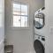 Galveston Home with Decks and Views, Walk to Beaches! - جالفيستون