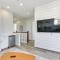 Galveston Home with Decks and Views, Walk to Beaches! - جالفيستون